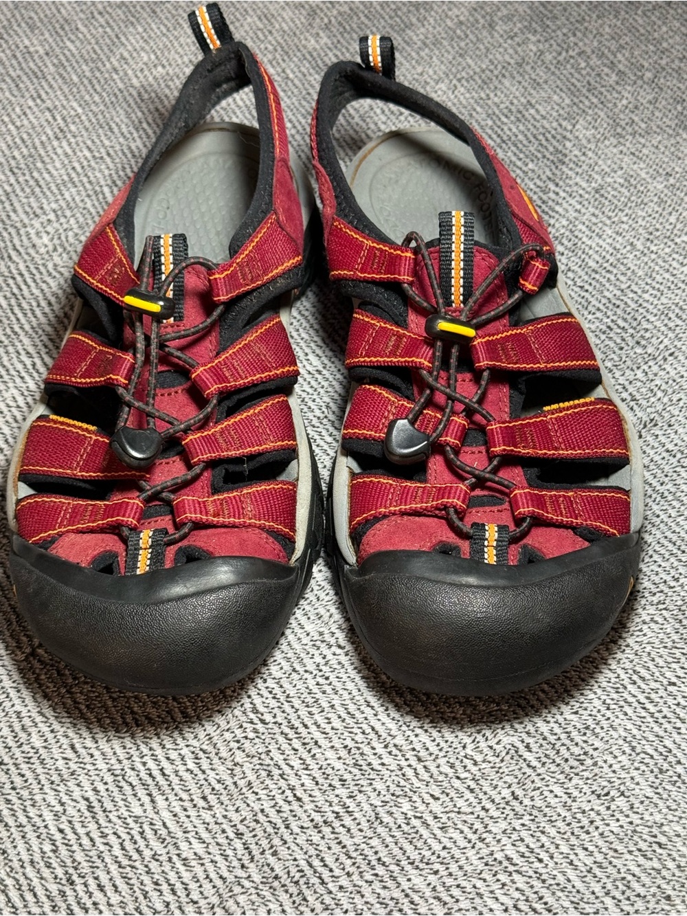 Keen Women's Burgundy and Black Closed-Toe Sport Sandals